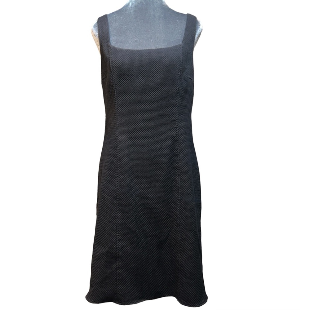 Teri Jon simple sleeveless summer sheath midi textured cotton flirty bow in back